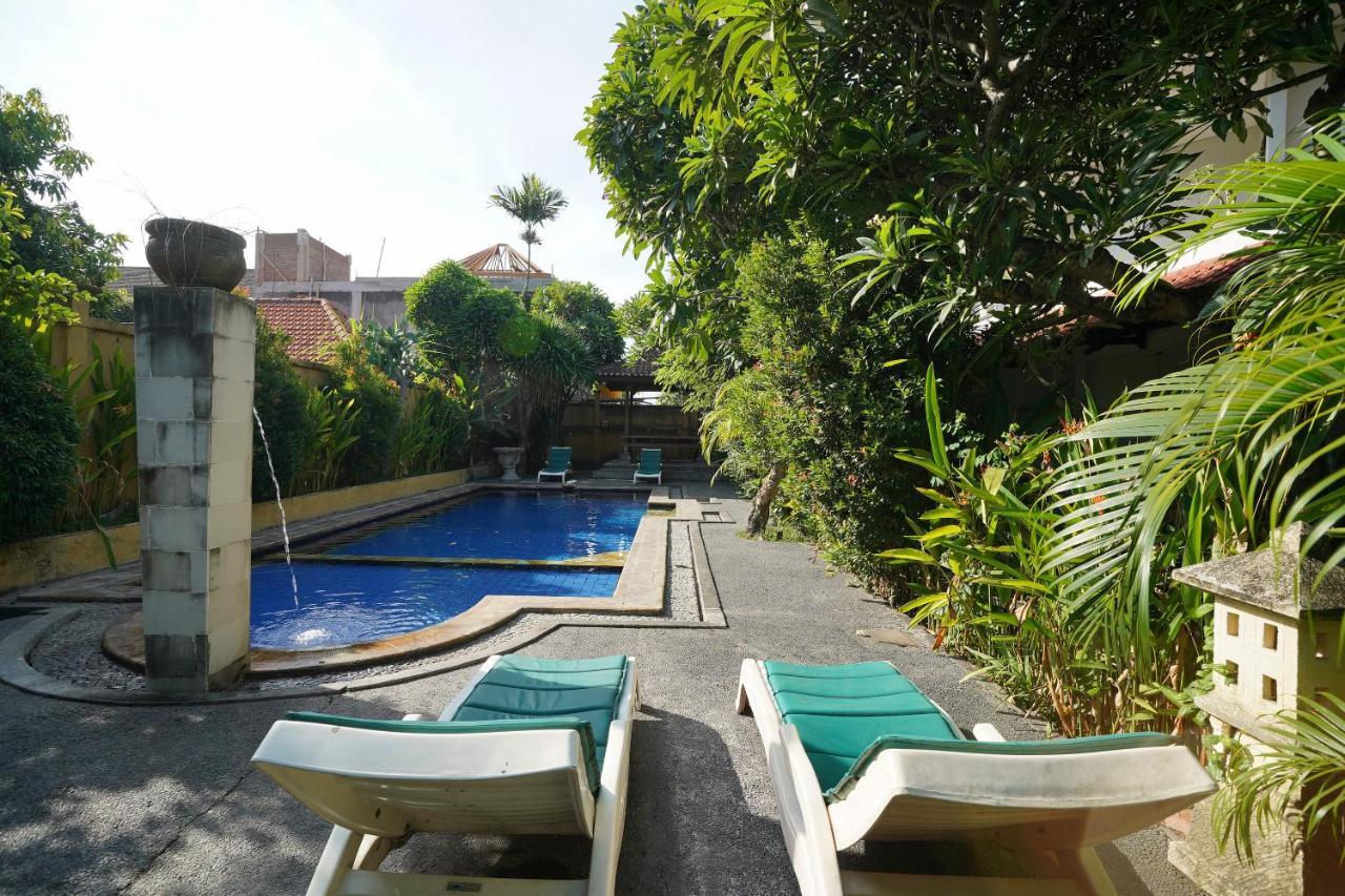 Oyo 2122 Puri Sanur Hotel Buitenkant foto