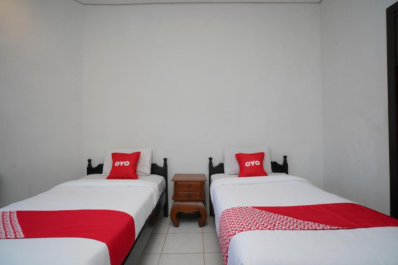 Oyo 2122 Puri Sanur Hotel Buitenkant foto